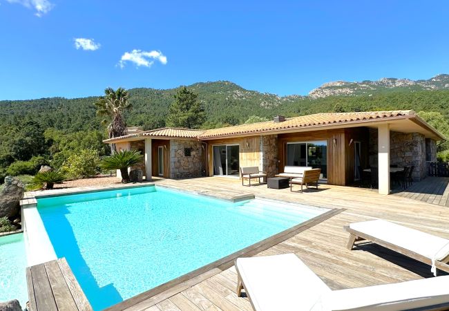 Villa in Sainte-Lucie de Porto-Vecchio - Villa Taglio Rosso