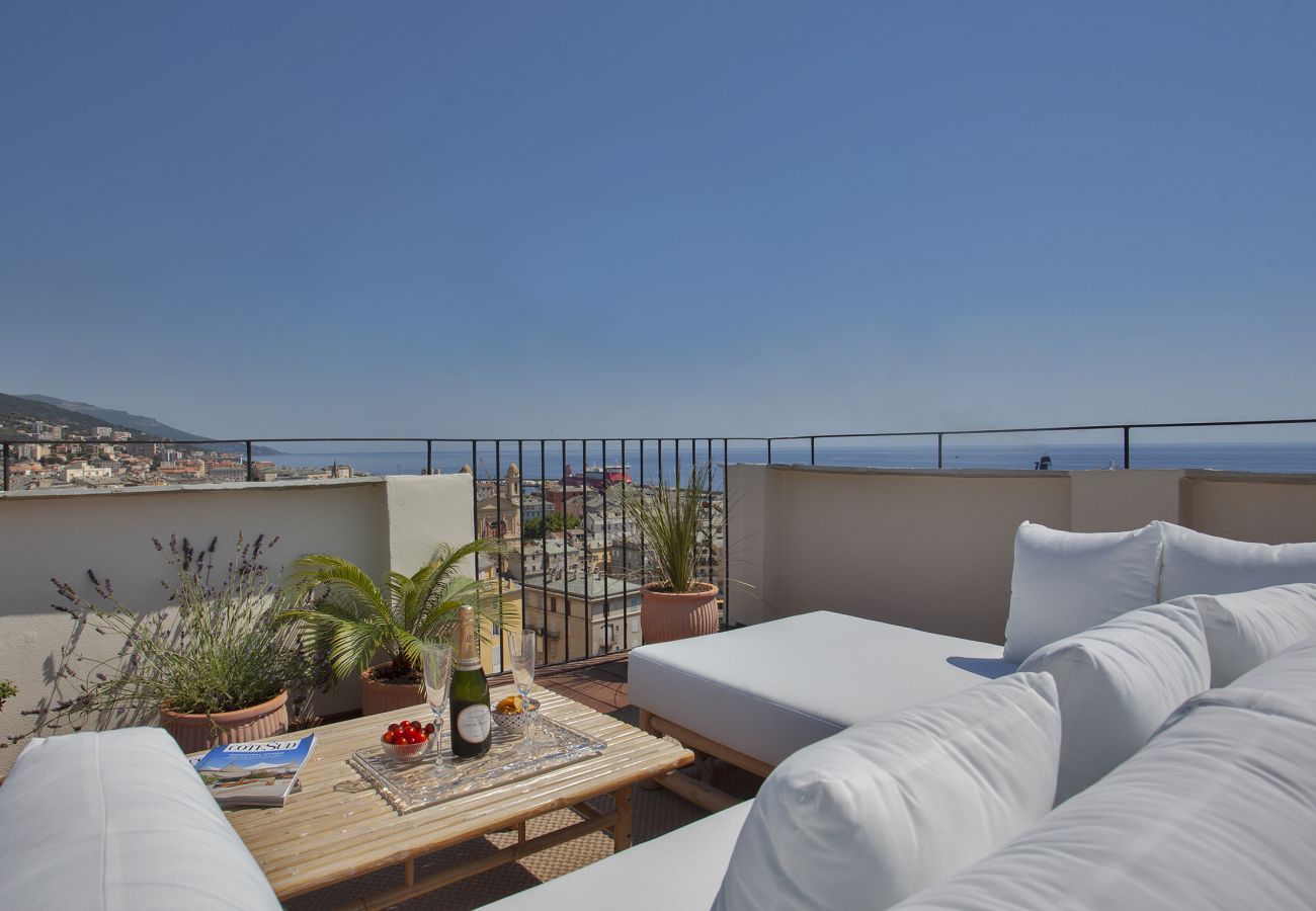 Ferienwohnung in Bastia - Appartement de standing avec rooftop de 35m2