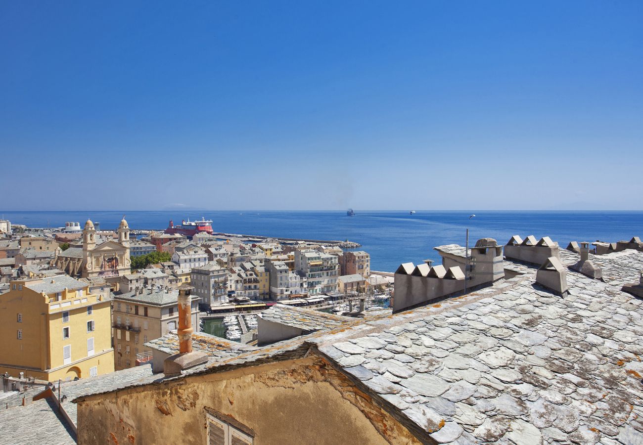 Ferienwohnung in Bastia - Appartement de standing avec rooftop de 35m2