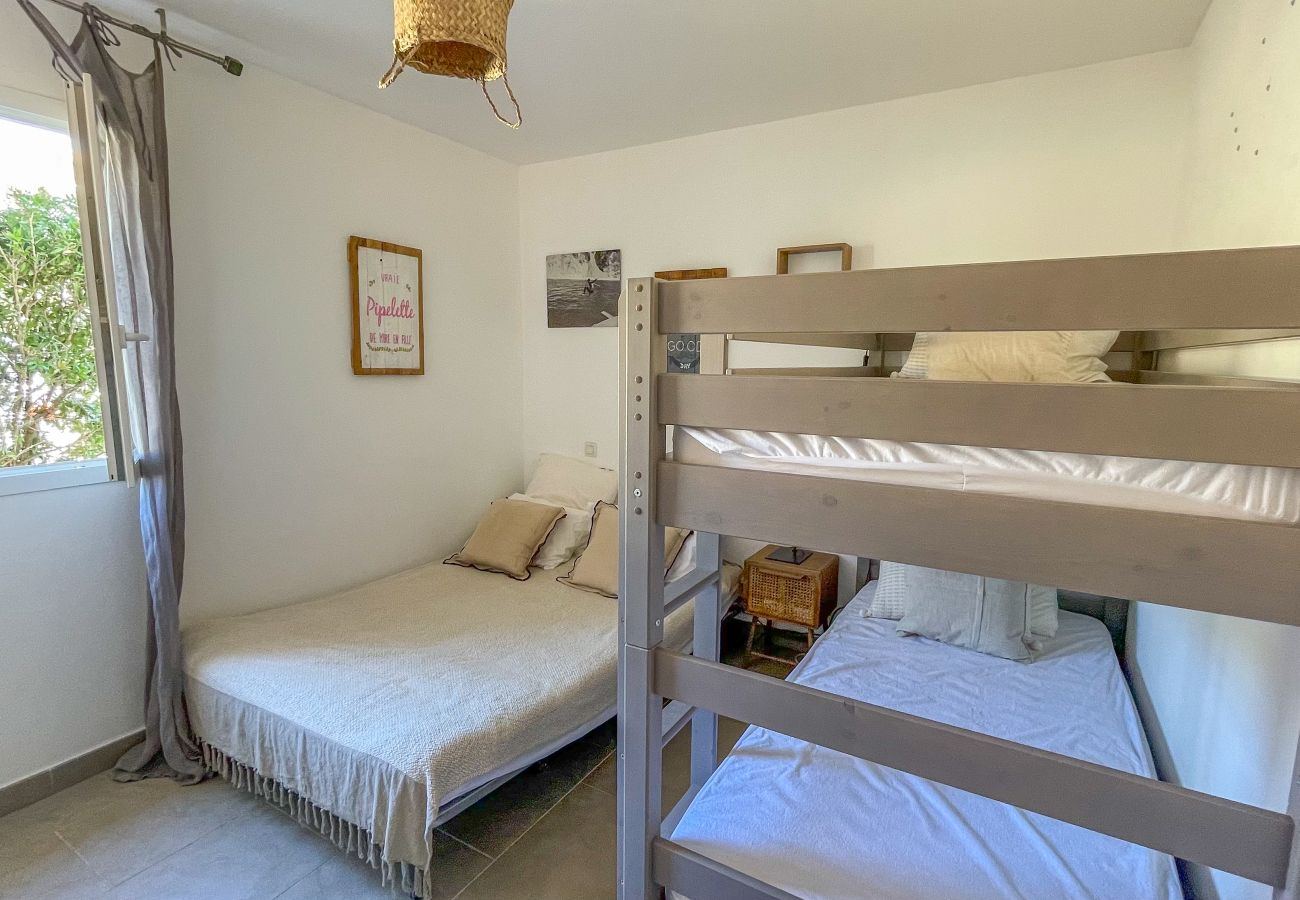 Apartamento en Sainte-Lucie de Porto-Vecchio - Appartement Le Pinarello