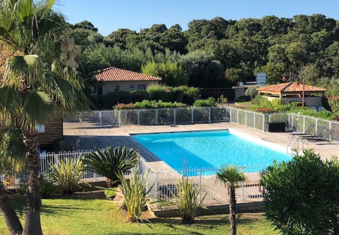 Apartamento en Sainte-Lucie de Porto-Vecchio - Appartement Le Pinarello