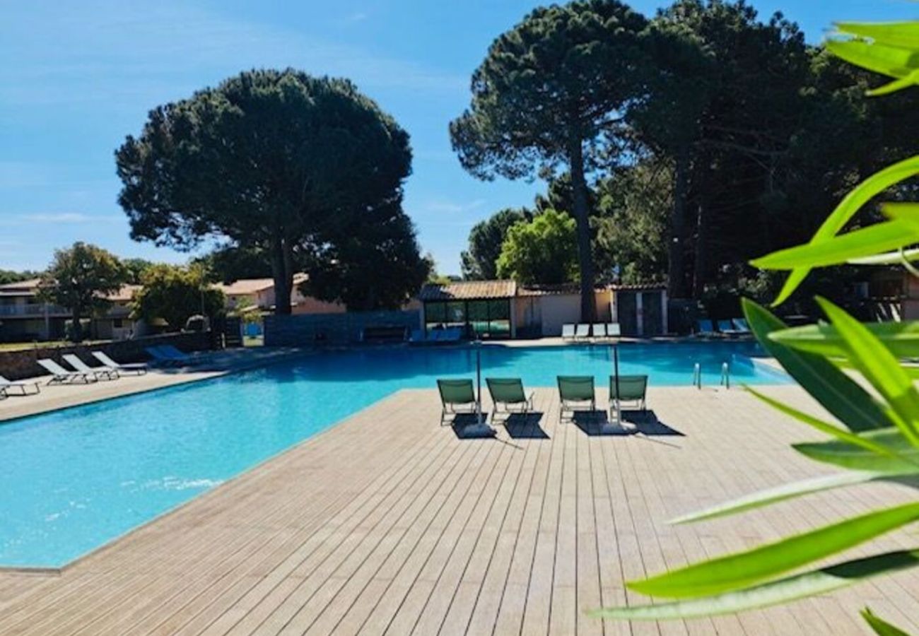 Appartamento a Lecci - Appartement Fiori Di Cala Rossa